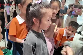 发“火箭”、练书法，非洲中青年军官长沙行真的很行！图片