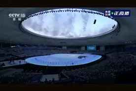 总书记看望过的彝族小姑娘，圆梦了！图片