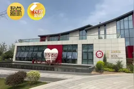 领证拍照“一站式”搞定 这个婚姻登记处开在了七夕公园里！图片