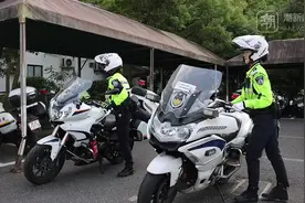 潮声丨杭州交警上热搜，城市好感度就在细节里图片