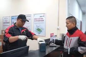 环节“前置” 山西顺丰“双11”首单配送用时仅16分钟图片
