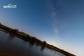 带你第一视角去感受地球的自转图片