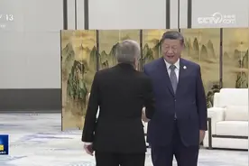 习近平会见国际奥林匹克委员会主席巴赫图片
