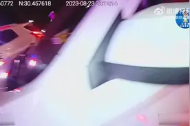 【男子醉驾被查：“谁知道过了一夜还有酒味”】图片