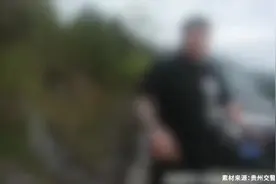 2小孩玩拍烟牌上高速捡烟盒险被撞图片