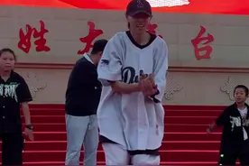 视频丨“周末百姓大舞台” 街舞表演 溢出屏幕的青春气息图片