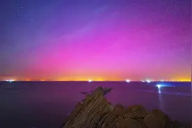为大连星空加上“浪漫滤镜” 40秒速赏极光盛宴图片