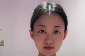 天行健 ，君子以自强不息，地势坤 ，君子以厚德载物。图片