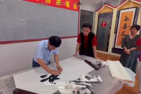向别人炫耀，就是在给自己拉仇恨……图片