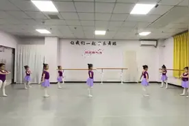 小时候的童谣，《马兰开花二十一》，跳皮筋的时候唱，朗朗上口视频封面