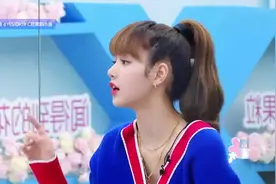 Lisa亲自上手给女团学员指导，不愧是女团前辈视频封面