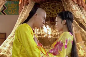 影视：五阿哥和妻子圆房，竟把妻子当成小燕子视频封面
