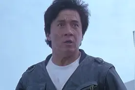 成龙经典一跳，真的是用生命在演戏