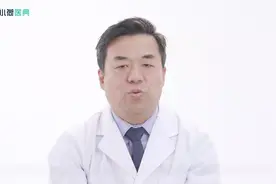 如何诊断驼背？