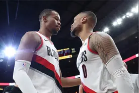 NBA五佳球：开拓者新枪“胡德”三分杀死四加时；字母哥遭杰伦隔扣图片
