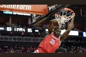 NBA十佳球：两大饼皇暴力虐筐；字母哥脑后长眼图片